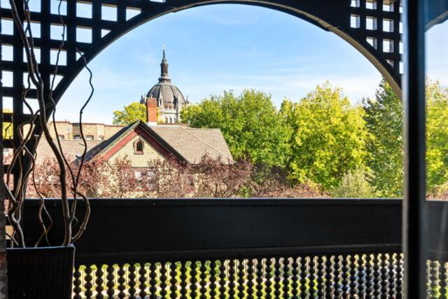 The New Victorian Mansion Bed & Breakfast Saint Paul Exterior foto